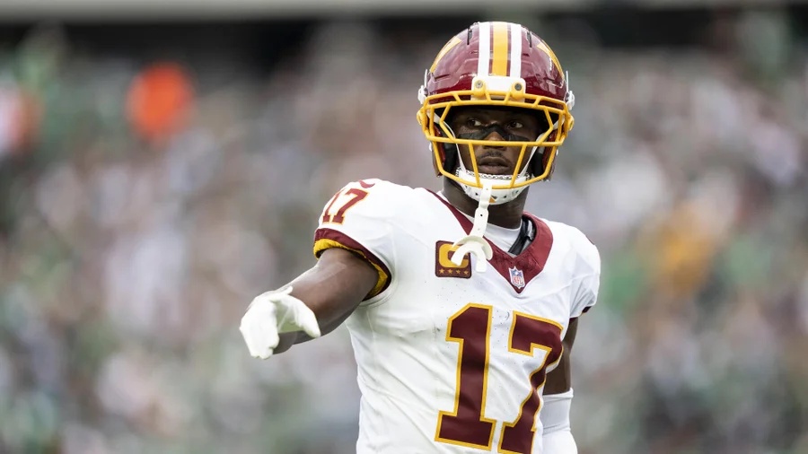 Commanders’ Terry McLaurin carted off after knee injury vs. 49ers, ruled out