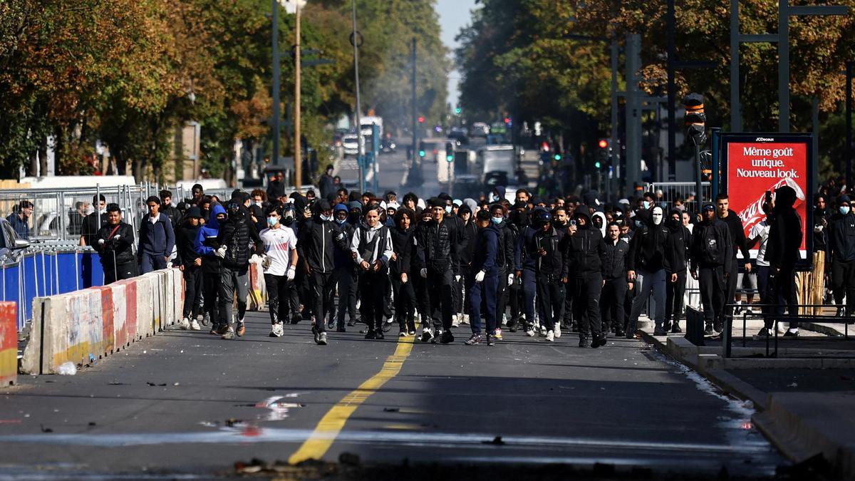 Hundreds of schools to shut on October 5 as student protests rock France