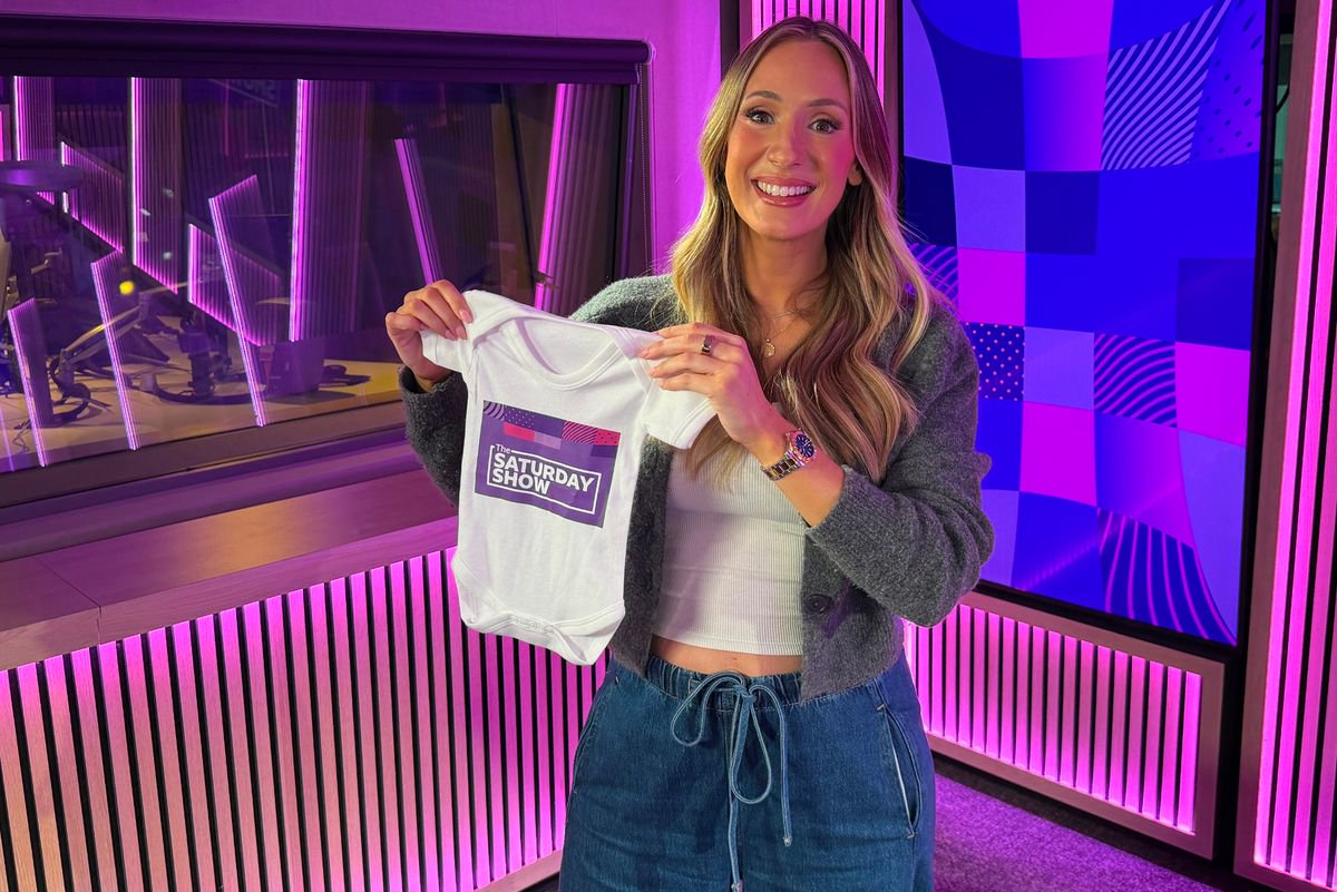 Footballing legend Davie Irons ‘can’t wait for babysitting duty’ after daughter Amy announces pregnancy
