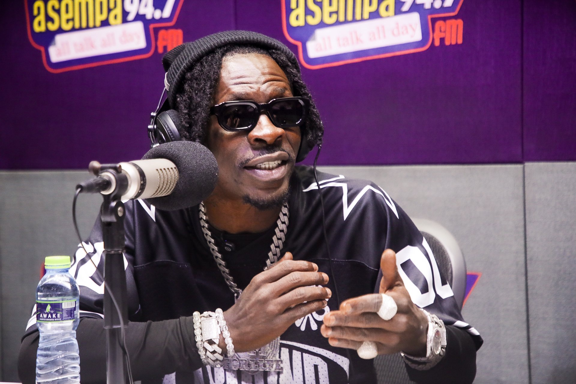 “With all due respect, put an end to this” – Shatta Wale urges Slim Buster over online outburst