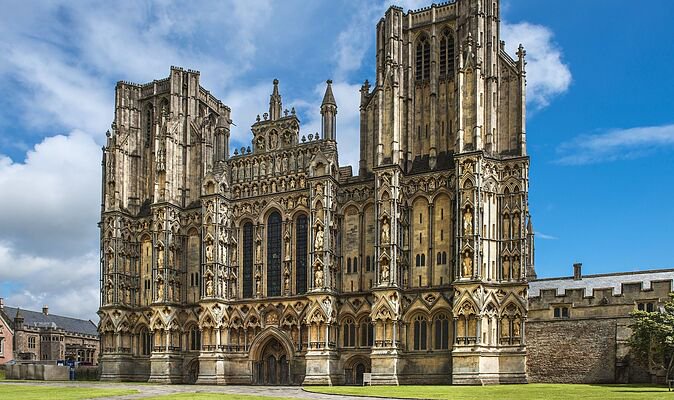 UK’s ‘most beautiful’ building named – built in 1200s