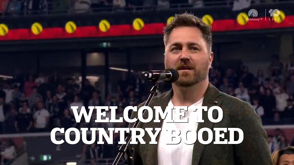 Outrage as Welcome to Country ceremony is loudly booed