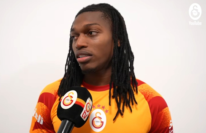 “He could have scored the second goal, but he passed it to me” – Leao shows appreciation for Osimhen