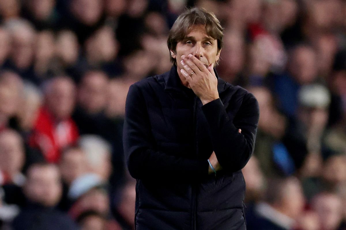 Antonio Conte ‘tells Man Utd bosses’ he would be keen to replace Michael Carrick