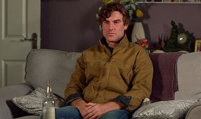 Coronation Street co-stars ‘strike up real life romance’