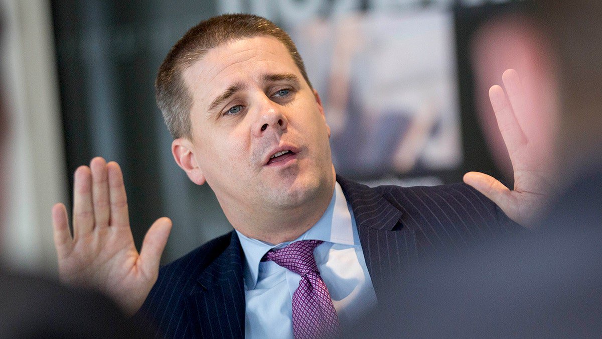 Former Obama advisor tells divided Maine Democrats to ‘get over your s—‘ and win the race