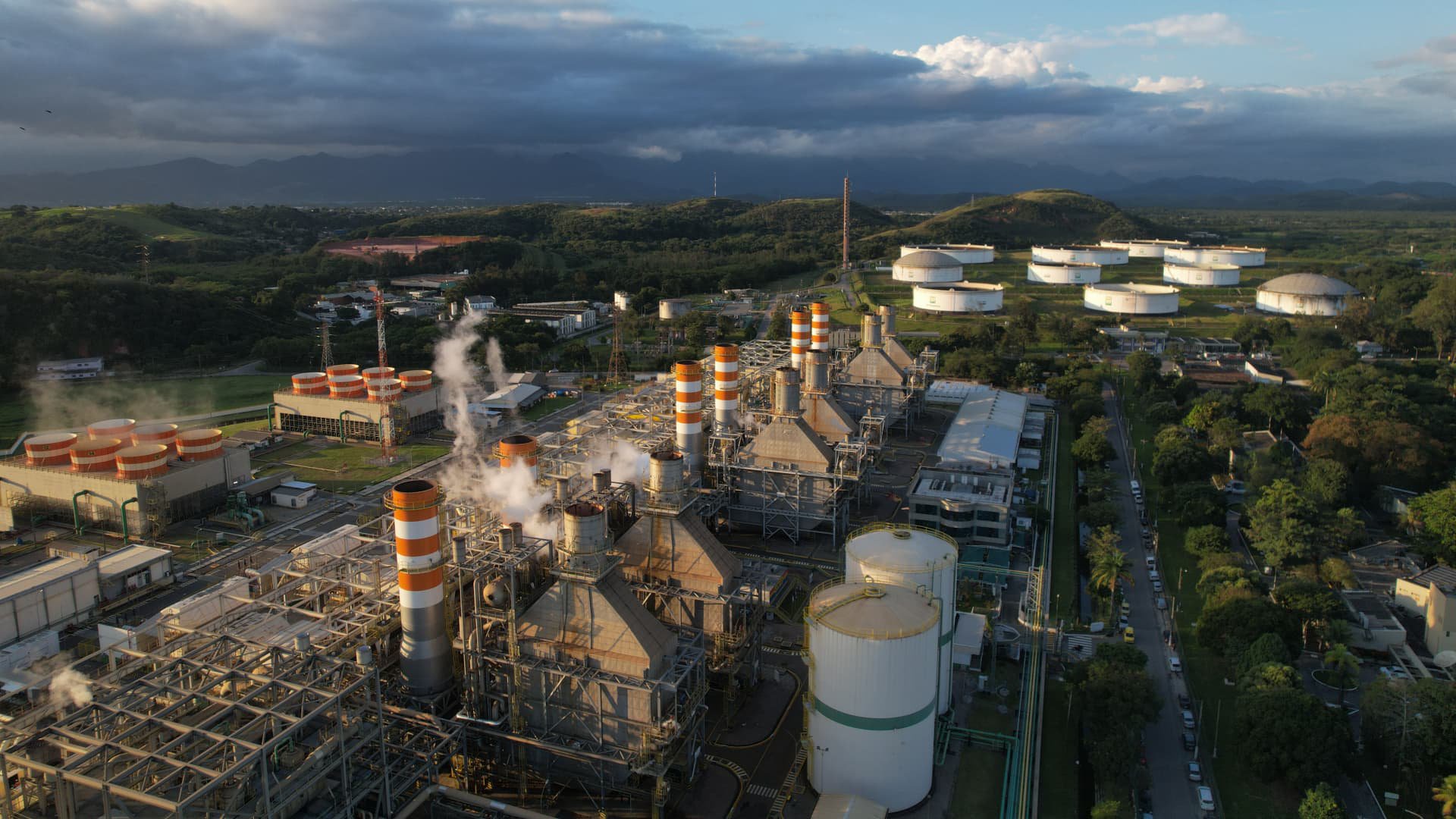 Oil prices fall as traders assess Russian diesel supply prospects and Saudi-Houthi conflict