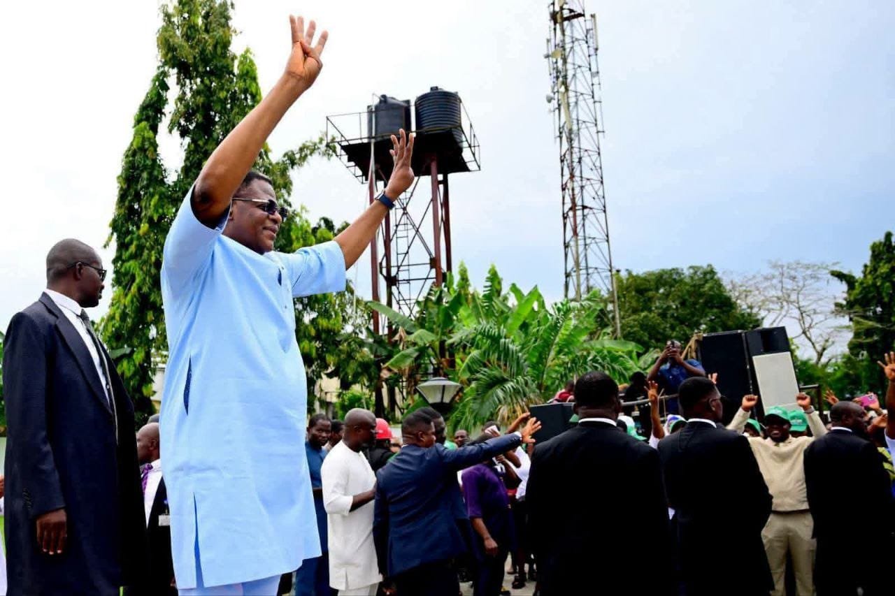 Gov Otu Pledges Wealth Creation, Prosperity as Farmers, Market Women, Transport Operators Endorse Him for Second Term