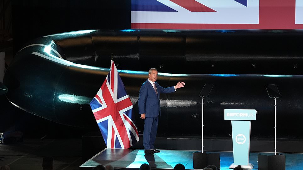 Reform vows to shut UK asylum system for five years