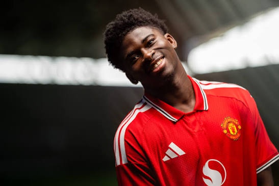 Senne Lammens reacts to Carlos Baleba’s Manchester United debut