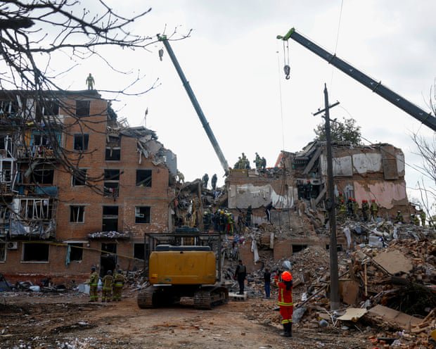 Ukraine accuses Russia of bombing apartment block as birthday gift for Putin