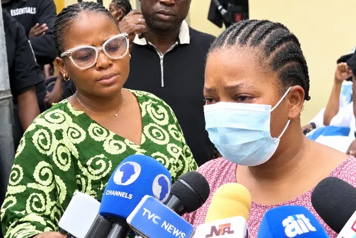 Woman arrested with 7 suspected robbers says current boyfriend gave her stolen phone, ex is in prison for robbery