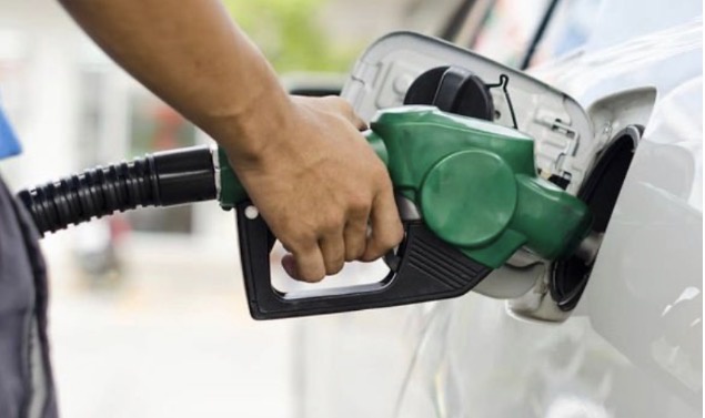 NNPCL Reduces Petrol Price After Weekend Increase at Filling Stations