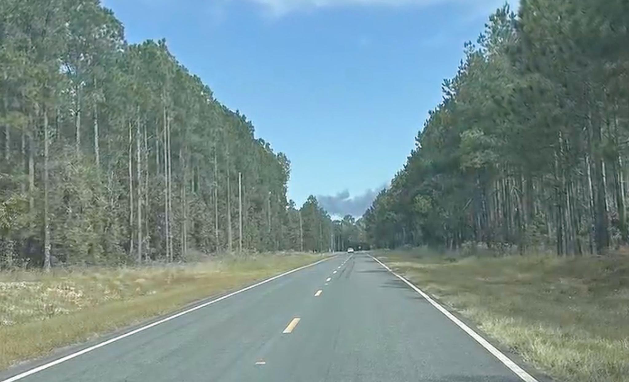 Military aircraft carrying four Marines bursts into flames, hard-lands in North Carolina: reports