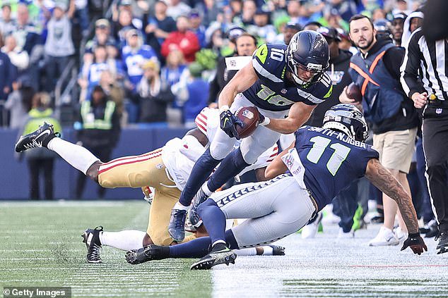 49ers-Seahawks showdown ends in controversy as game-sealing call leaves NFL fans divided