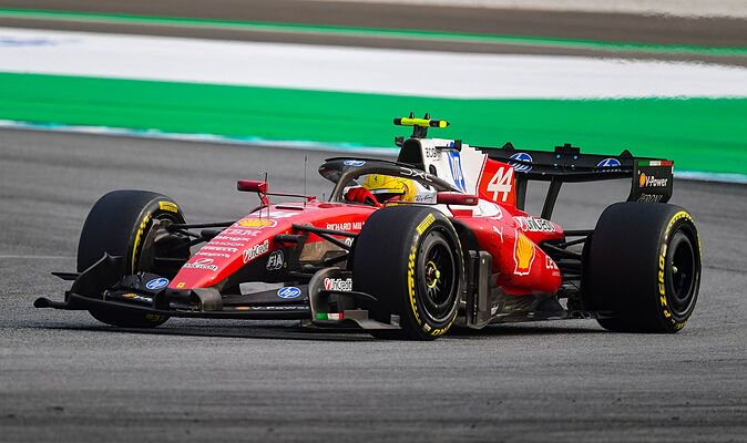 F1 LIVE: FIA announce Max Verstappen probe as Lewis Hamilton controversy erupts