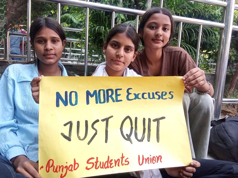 Changed trains, took sleeper buses: Punjab students join Jantar Mantar protest, several detained