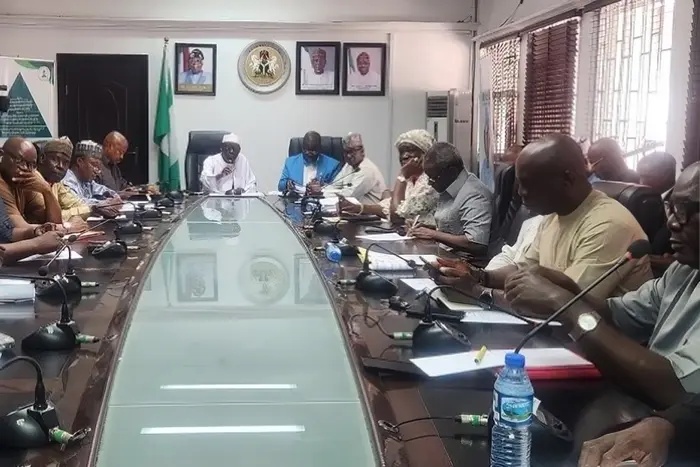 FG says ‘Take ₦70k for transport first’ as workers still wait for minimum wage talks