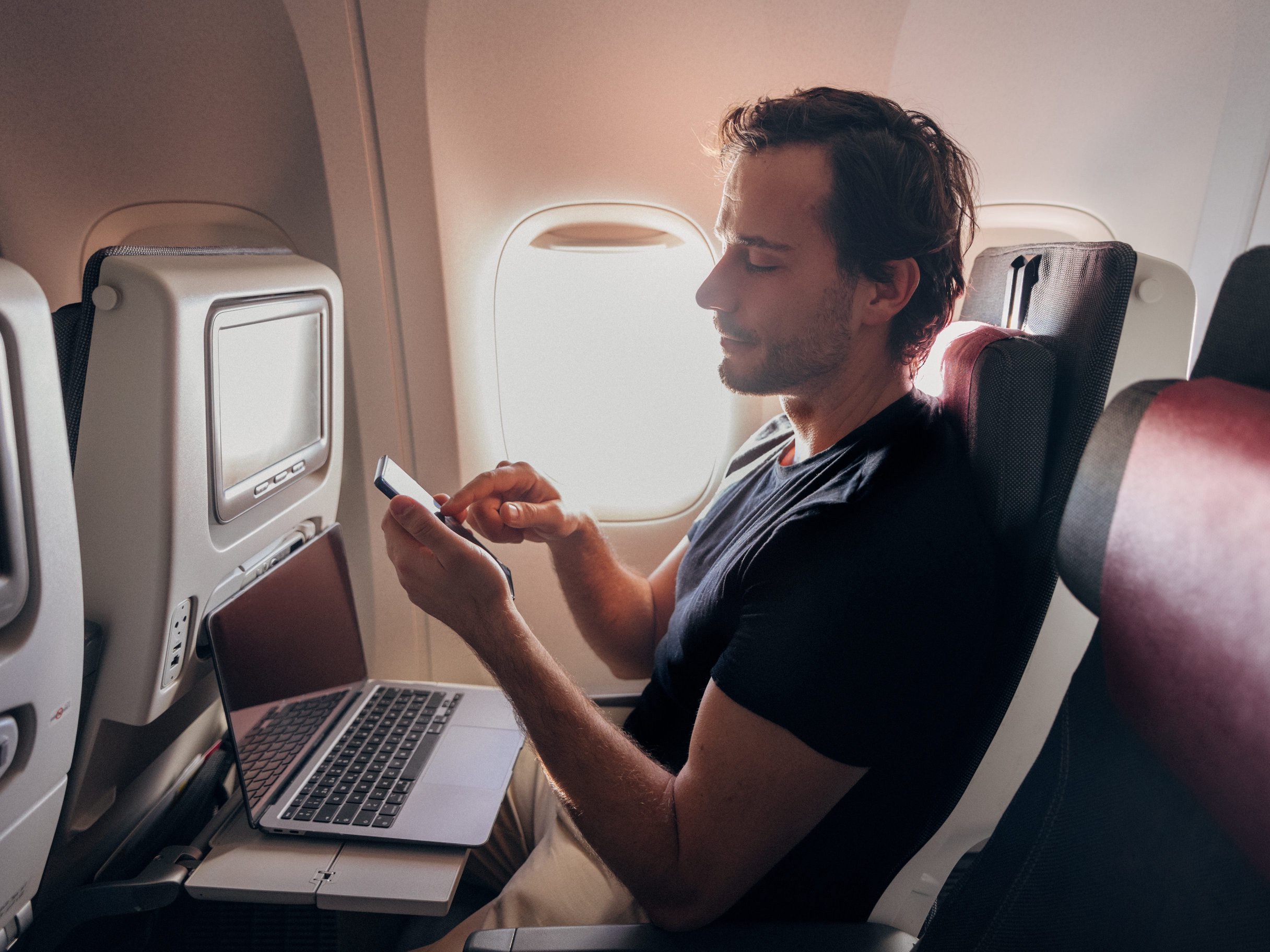 Passengers ranked the top 10 airlines with the best in-flight WiFi. Elon Musk’s Starlink is all over the list.