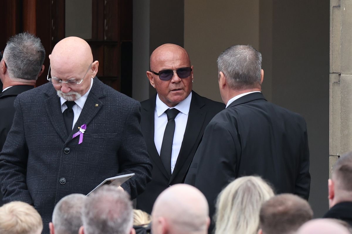 Johnny “Mad Dog” Adair and ex-boxer Alex Arthur pictured at Paul Ferris’ funeral