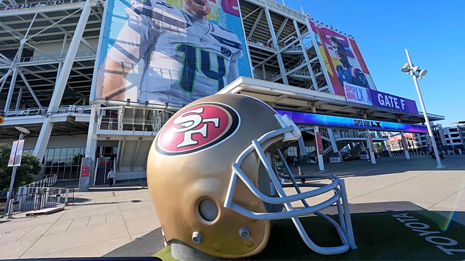 Steve Young: This Is the Year for the 49ers To Go All-in in Terms of Making a Trade