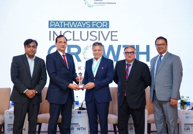 Khushhali Wins Turnaround Award As UBL Readies Rs22bn Capital Boost