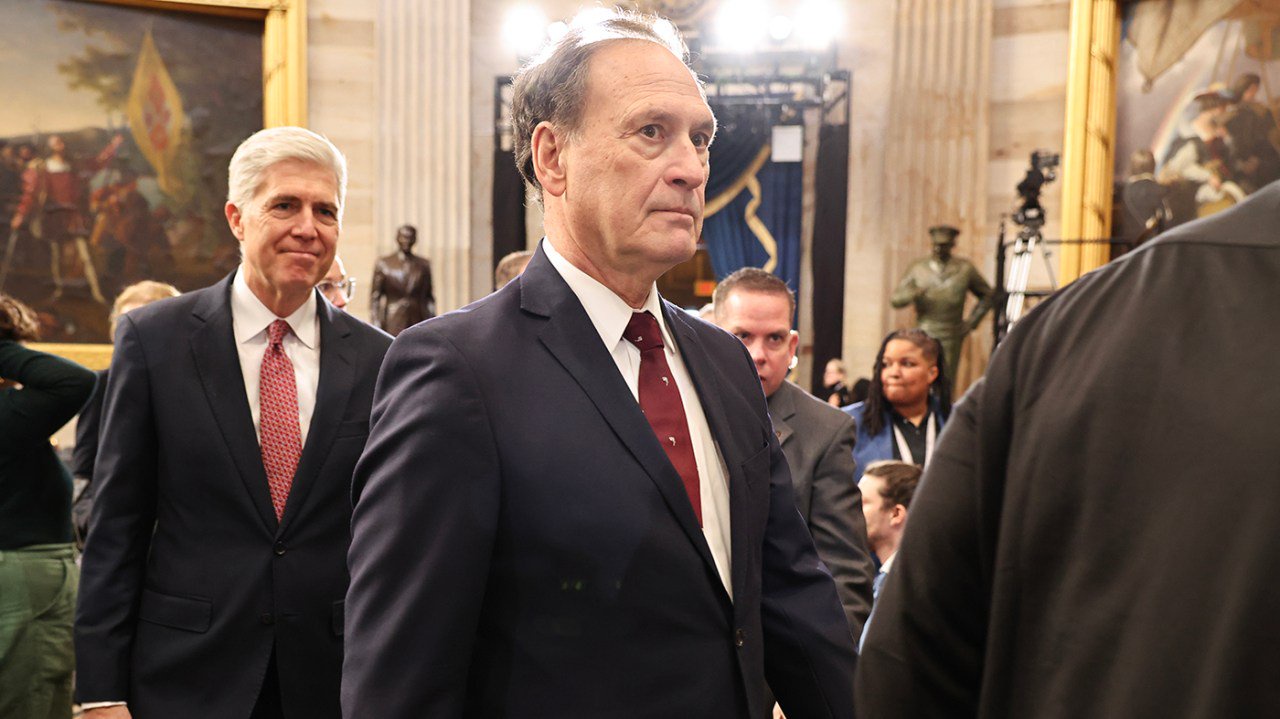 Alito’s first book pushes conservative justice into spotlight