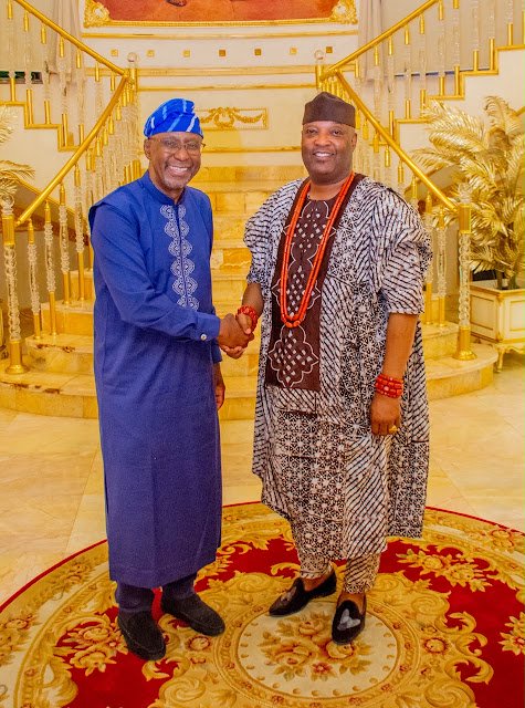 Adron Chairman Adetola Emmanuelking Congratulates Anthony Osibodu on Coronation as Bobajiro of Ilishan-Remo