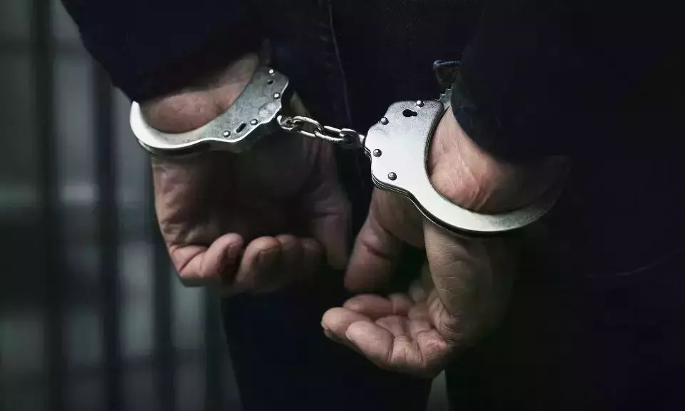 Thane Ganesh Mandal Member Held while Fleeing to Andhra