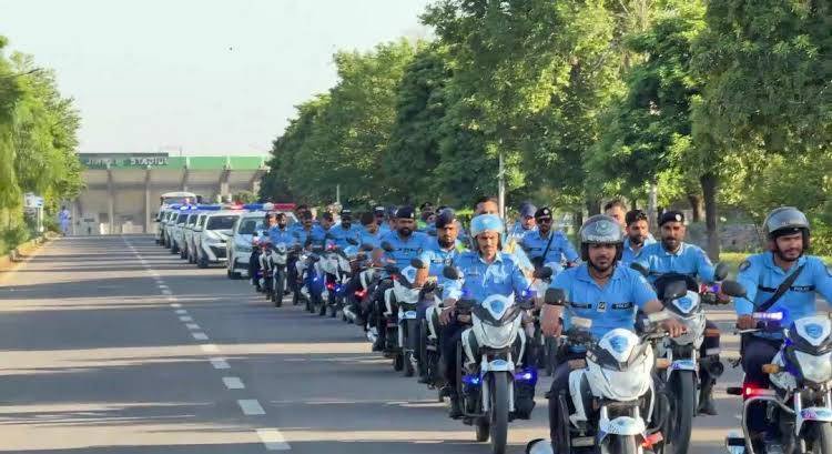 Islamabad on high alert as police commandos conduct flag march