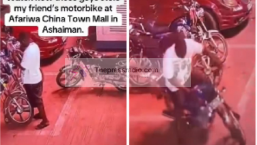 CCTV Captures Suspected Thieves Stealing Parked Motorcycle at China Mall