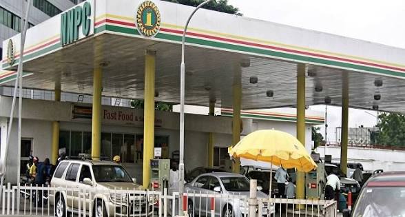 FG Announces 30 Day Petrol Discount Through NNPC
