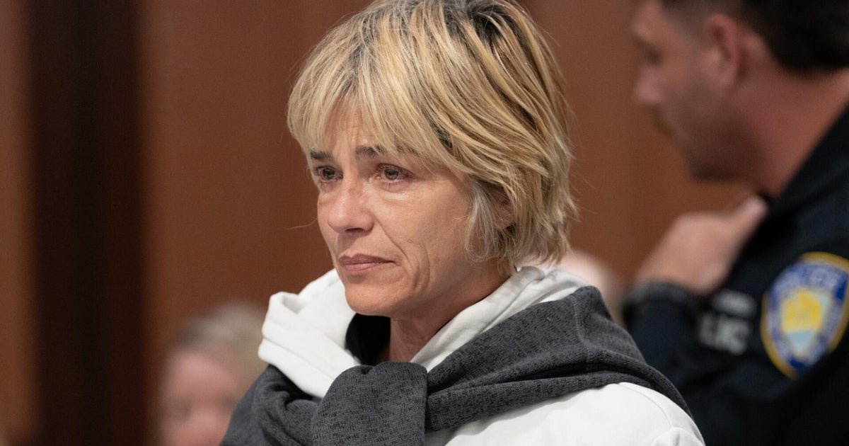 Selma Blair pleads not guilty to assault