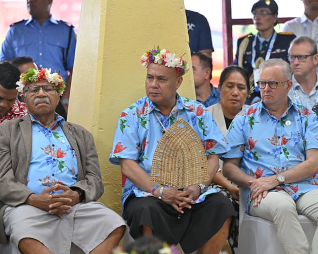 Agreement to transition away from fossil fuels ‘not open for renegotiation’ Pacific leader tells pre-Cop