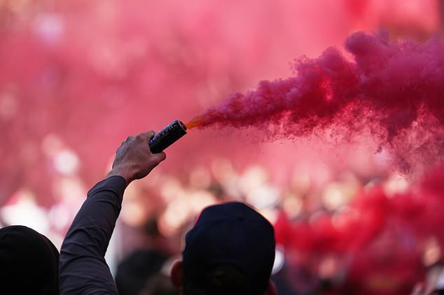 Man City team bus avoids Liverpool fans ahead of Premier League clash