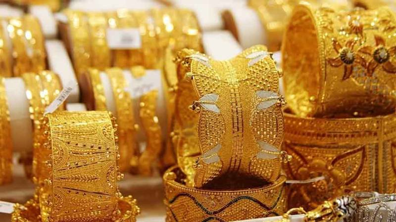 Gold prices drop by Rs3,100 to Rs434,436