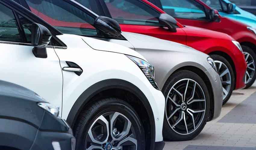 IMF recommends higher taxes on hybrid vehicles in Pakistan