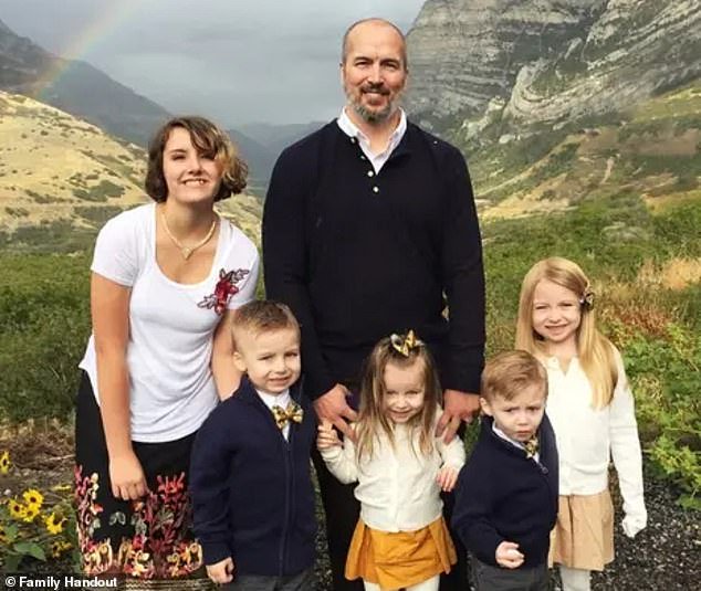 Heartbroken dad of four kids killed by mother and grandmother in murder-suicide seeks $400m, alleging years of ignored abuse
