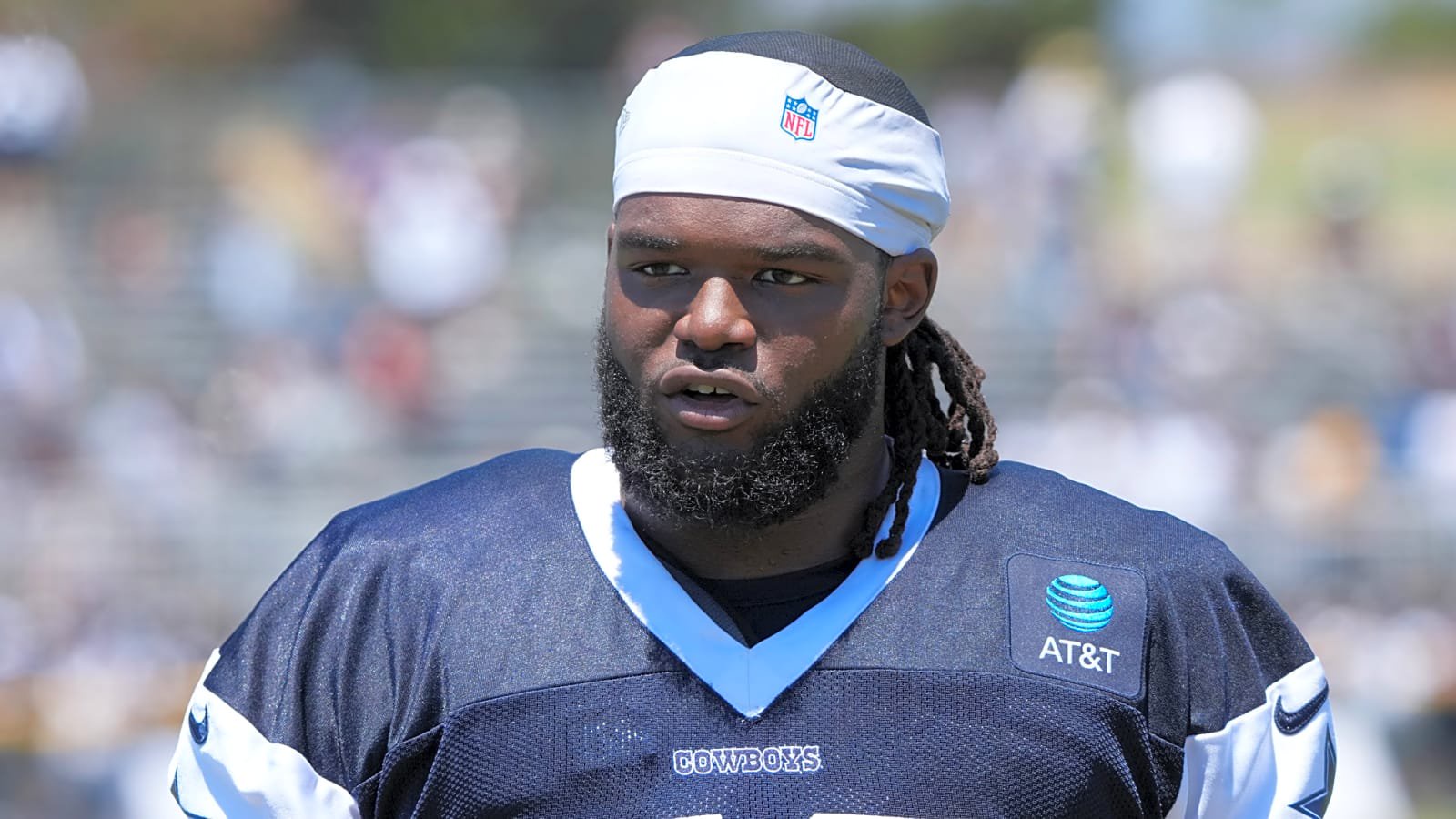 Green Bay Packers Sign Massive 337-Pound Defensive Tackle