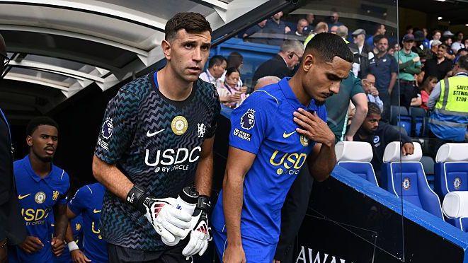 Chelsea Goalkeeper Returns Home to Begin Recovery After Surgery, Faces 45–60 Days Out