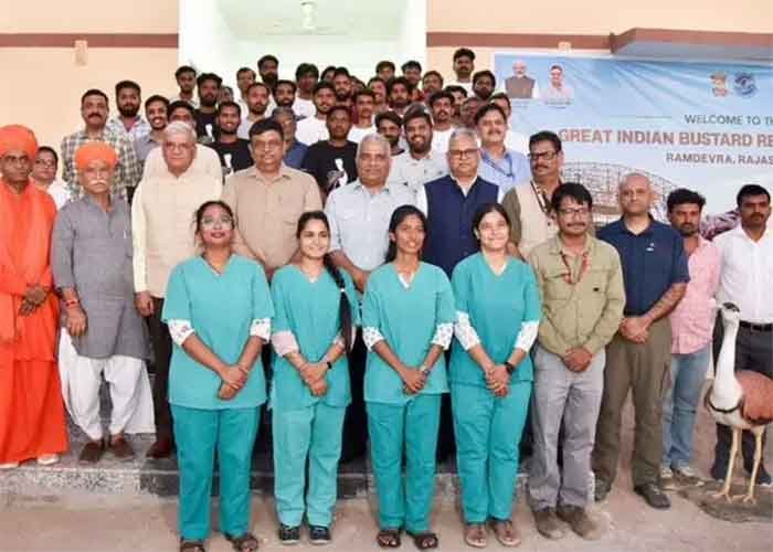 Great Indian Bustard Rewilding to Begin in Jaisalmer, Bhupender Yadav Visits Breeding Facility
