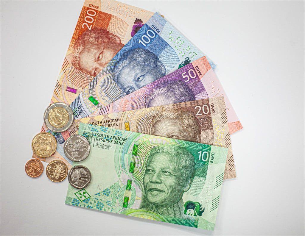 Government to allow funds to hold 100% foreign assets under new framework