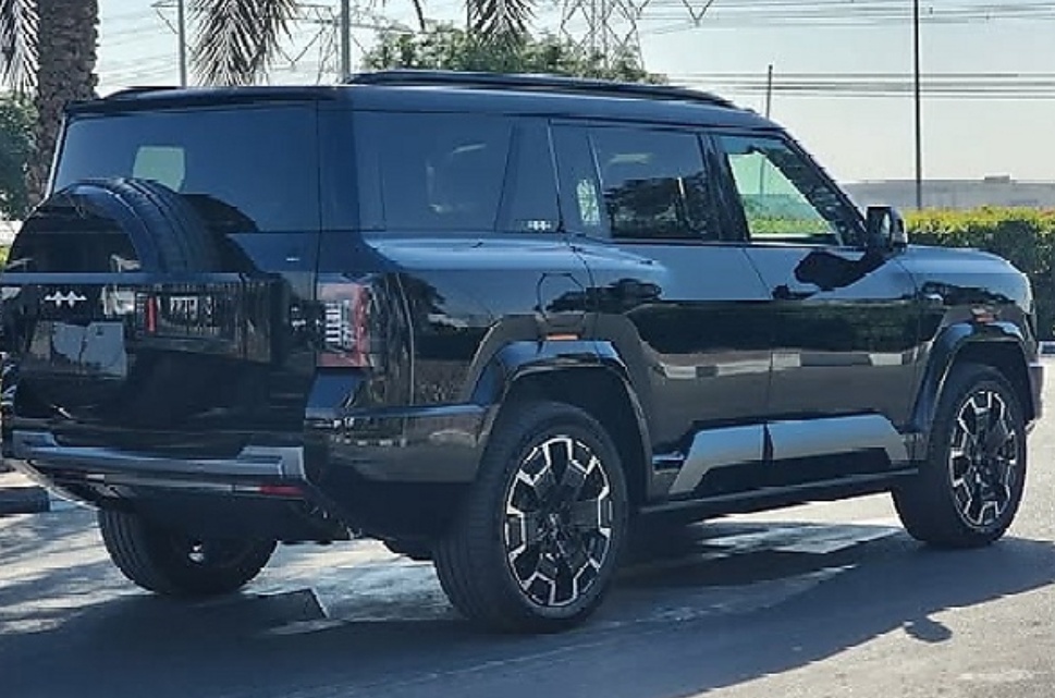 Inside Aliko Dangote’s New Chinese Made Leopard 8 SUV Worth Over KSh100 Million