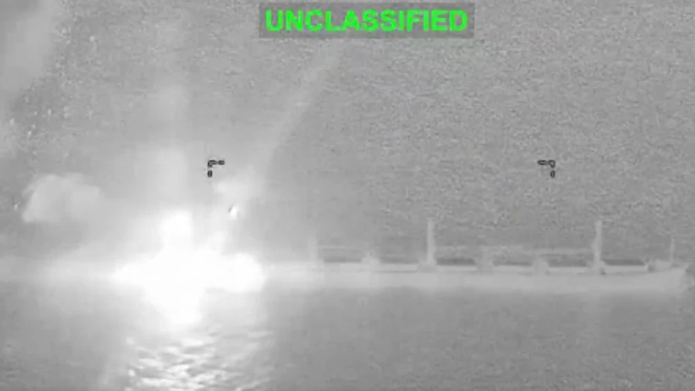 US military says it disabled ship in Gulf of Oman after ‘repeated’ warnings ignored, cred tried to run blockade against Iran