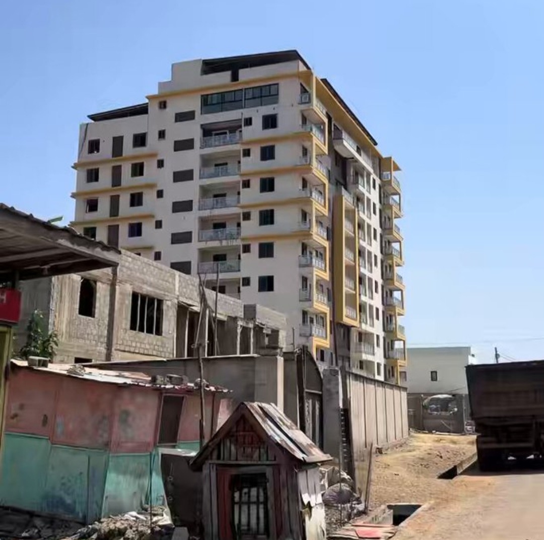 There’s Money in Ghana, This Building Belongs to an MP — Man Says While Filming Adjiringanor Tower