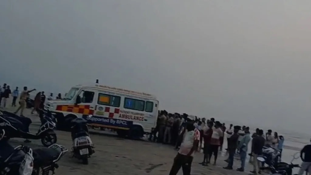 8 students drown in Alandi: Family friend questions safety measures taken