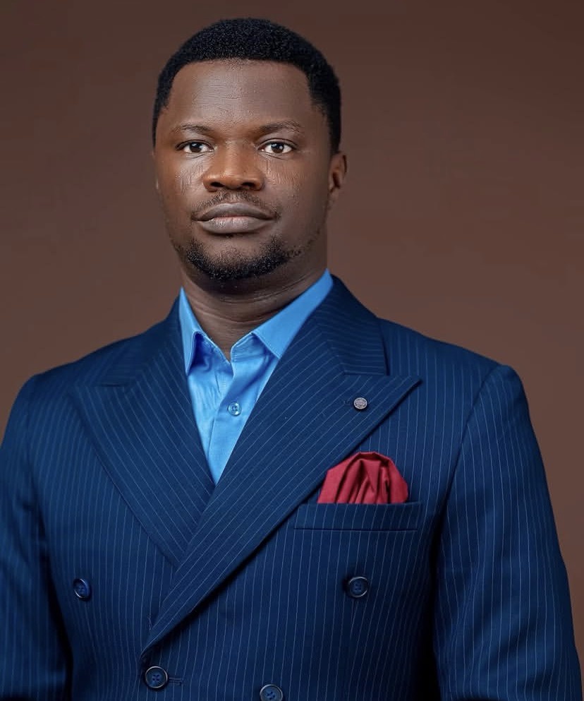 Toluwanisings’ Grandmother Insists He Must Be Buried in His House