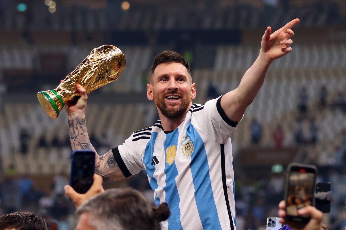 32 football legends pick Lionel Messi or Cristiano Ronaldo as end of an era reached