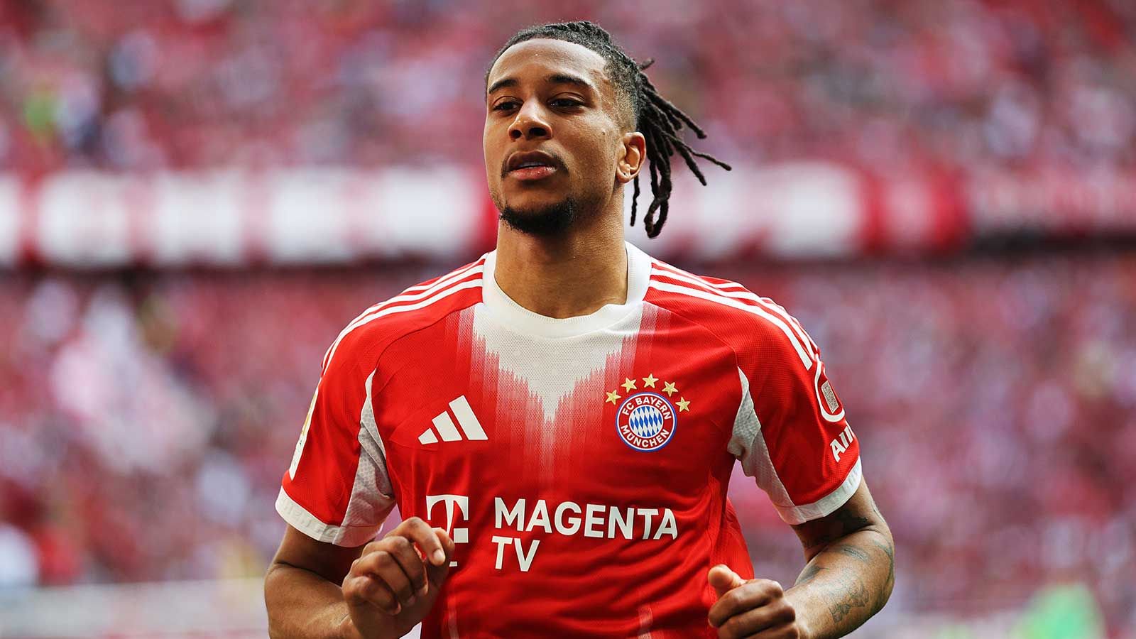Bayern consider Ballon d’Or bonus in Olise contract talks
