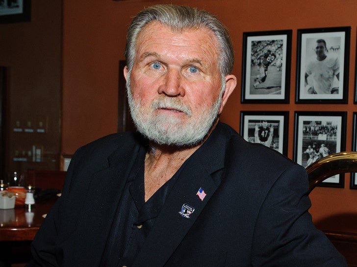 Brett Favre, Ted Cruz, Dan Campbell Remember Late NFL legend Mike Ditka